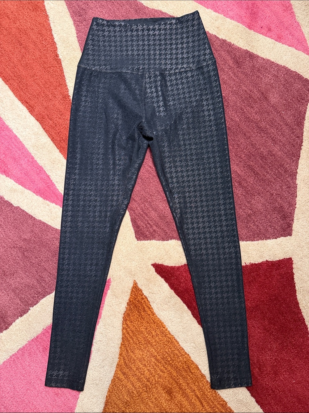 Beyond Yoga Houndstooth Midi Legging Size S